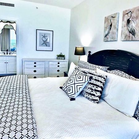 Barefoot Bliss - Beachfront Condo - Sleeps 12 Panama City Beach Eksteriør billede