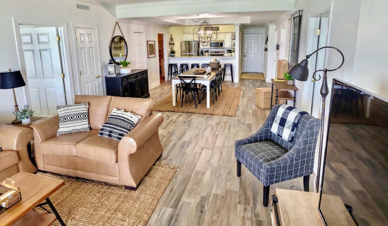 Barefoot Bliss - Beachfront Condo - Sleeps 12 Panama City Beach Eksteriør billede